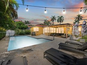 1426 Tyler St, Hollywood FL 33020