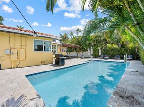 1426 Tyler St, Hollywood FL 33020