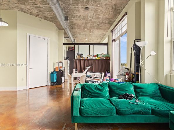 1789 NE Miami Gardens Dr W403, Miami FL 33179