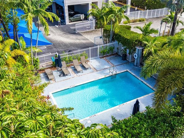 1789 NE Miami Gardens Dr W403, Miami FL 33179