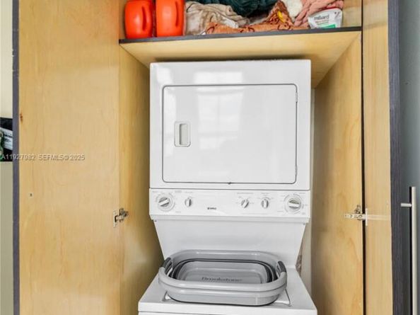 1789 NE Miami Gardens Dr W403, Miami FL 33179