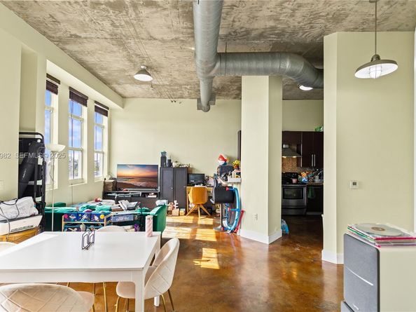 1789 NE Miami Gardens Dr W403, Miami FL 33179