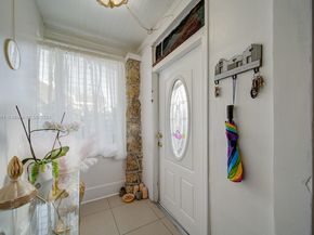 627 SW 11th Ave, Miami FL 33130