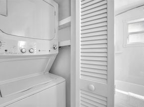 1280 SE 2nd Ct 1, Fort Lauderdale FL 33301