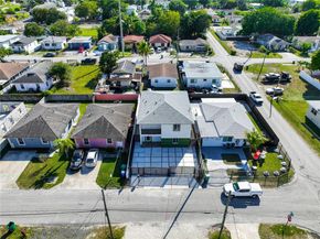 1886 NW 68th St, Miami FL 33147