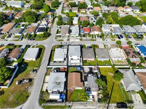 1886 NW 68th St, Miami FL 33147