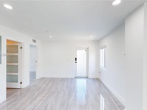 1886 NW 68th St, Miami FL 33147