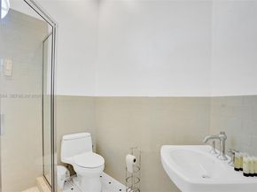 1207 SW 21st St, Fort Lauderdale FL 33315