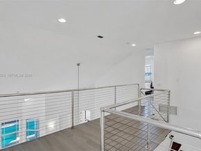 1207 SW 21st St, Fort Lauderdale FL 33315