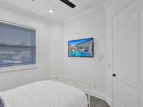 1207 SW 21st St, Fort Lauderdale FL 33315