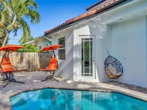 1207 SW 21st St, Fort Lauderdale FL 33315