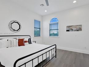 1207 SW 21st St, Fort Lauderdale FL 33315