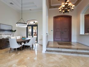 7140 SW 70th Ave, Miami FL 33143