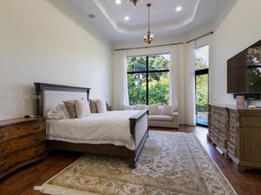 7140 SW 70th Ave, Miami FL 33143