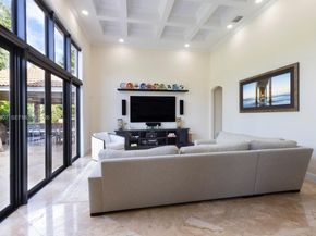 7140 SW 70th Ave, Miami FL 33143