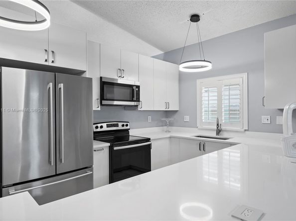 6630 SW 159th Pl, Miami FL 33193