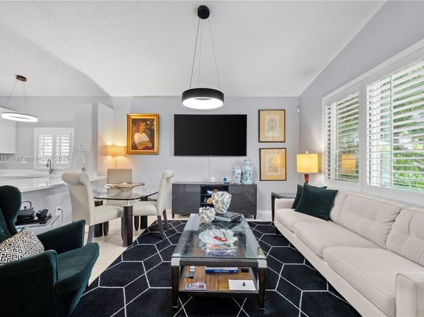 6630 SW 159th Pl, Miami FL 33193