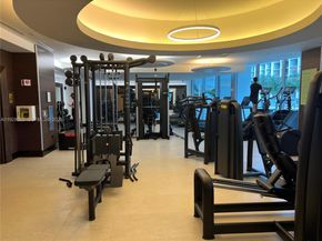 200 Biscayne Boulevard Way 3106, Miami FL 33131