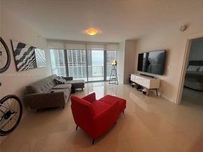 200 Biscayne Boulevard Way 3106, Miami FL 33131