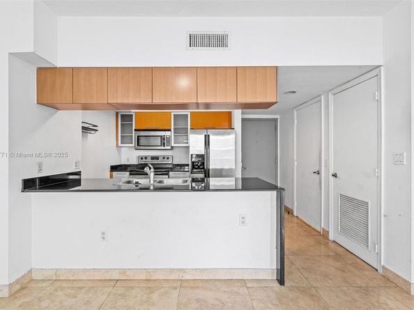 1750 N Bayshore Dr 2809, Miami FL 33132