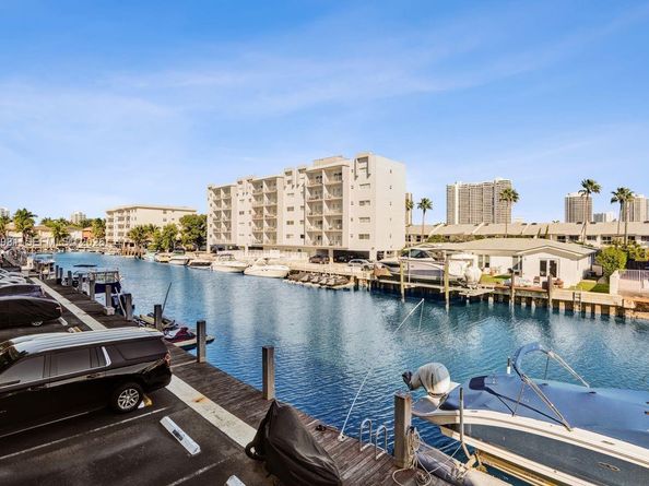 3665 NE 167th St 208, North Miami Beach FL 33160