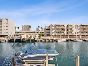 3665 NE 167th St 208, North Miami Beach FL 33160