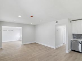 1400 NE 43rd Ct, Pompano Beach FL 33064