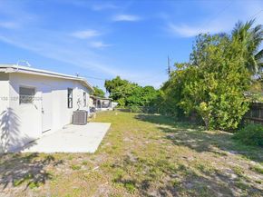 1400 NE 43rd Ct, Pompano Beach FL 33064
