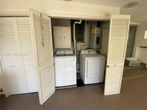 3300-3302 SW 10th St, Miami FL 33135
