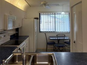 160 SE 7th St 405, Deerfield Beach FL 33441