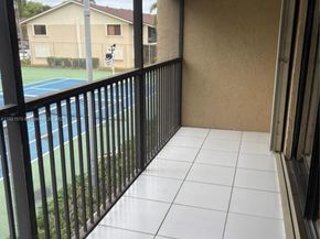 160 SE 7th St 405, Deerfield Beach FL 33441