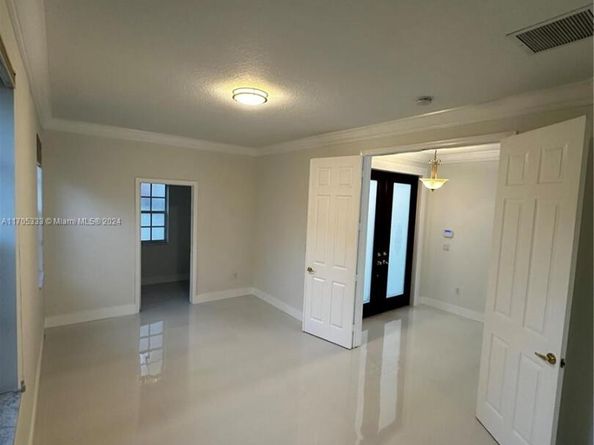 9741 Roche Pl, Wellington FL 33414