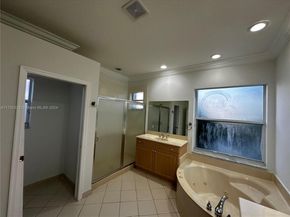 9741 Roche Pl, Wellington FL 33414