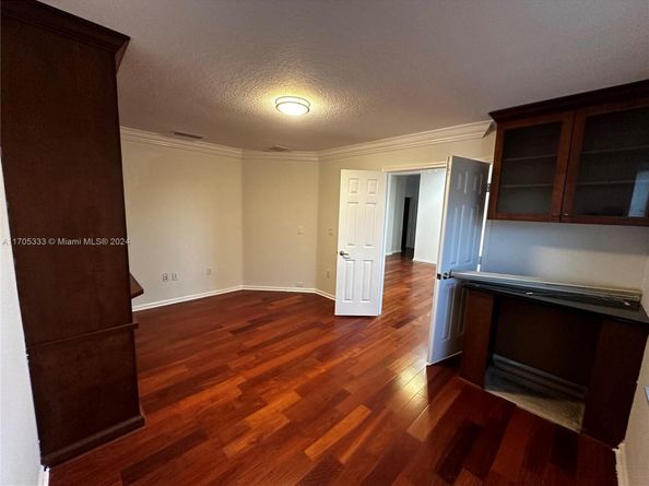 9741 Roche Pl, Wellington FL 33414