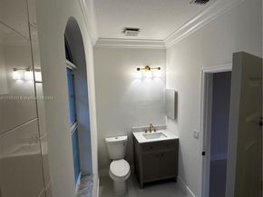 9741 Roche Pl, Wellington FL 33414