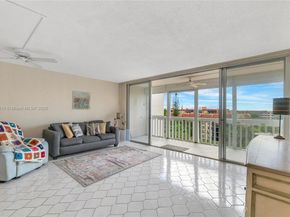 7081 Environ Blvd 641, Lauderhill FL 33319