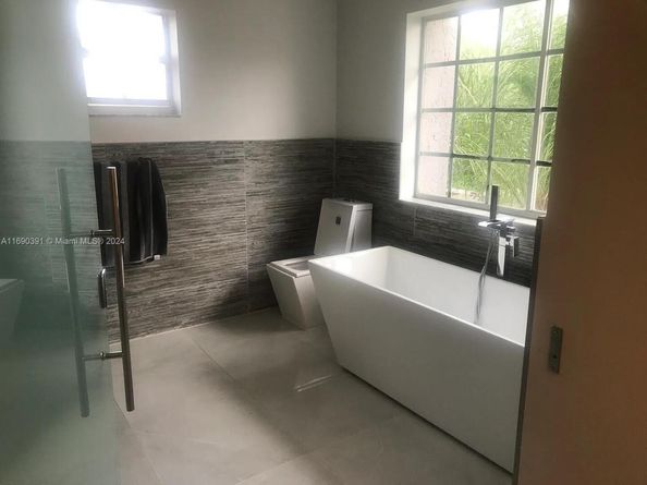 16546 SW 103rd Ln, Miami FL 33196