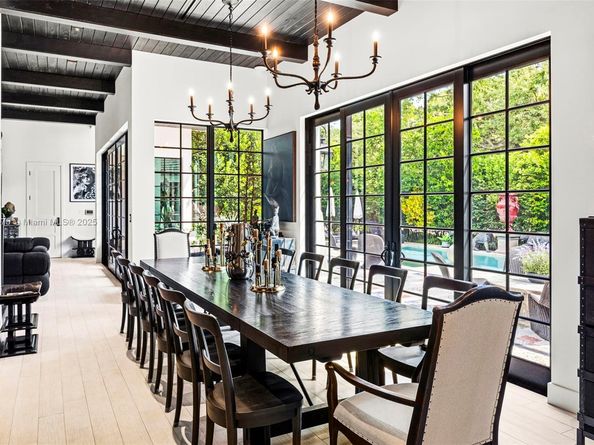 590 NE 59th St, Miami FL 33137