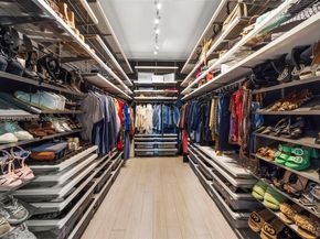 590 NE 59th St, Miami FL 33137