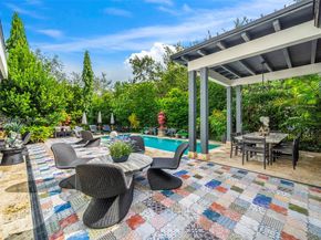 590 NE 59th St, Miami FL 33137