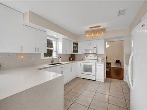 9800 Glacier Dr, Miramar FL 33025
