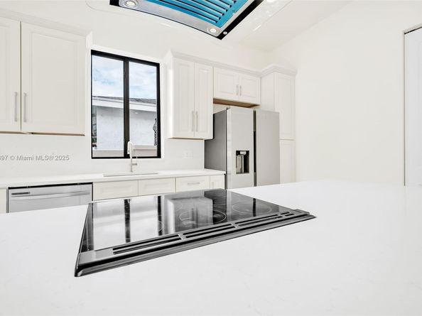 1511 SW 40th Ter, Fort Lauderdale FL 33317