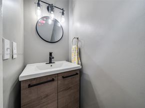1809 SW 107th Ave 2705, Miami FL 33165