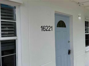 16221 E Bunche Park Dr, Miami Gardens FL 33054