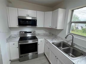 16221 E Bunche Park Dr, Miami Gardens FL 33054