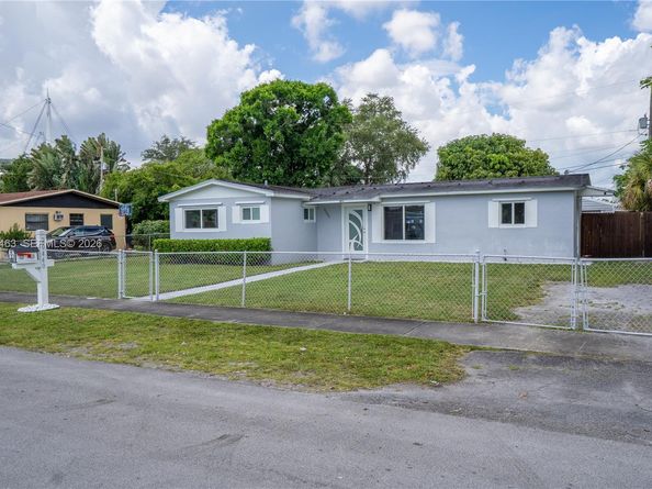 20440 NW 20th Ct, Miami Gardens FL 33056