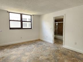 1621 Collins Ave 404, Miami Beach FL 33139