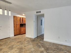 1621 Collins Ave 404, Miami Beach FL 33139