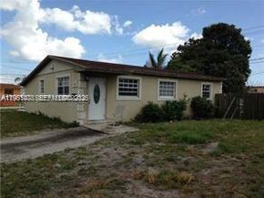 3440 NW 209th Ter, Miami Gardens FL 33056