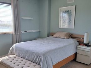 816 NW 11th St 806, Miami FL 33136